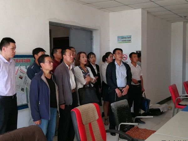 公司副總經(jīng)理文國民帶隊赴雅居物業(yè)公司考察學(xué)習(圖3)