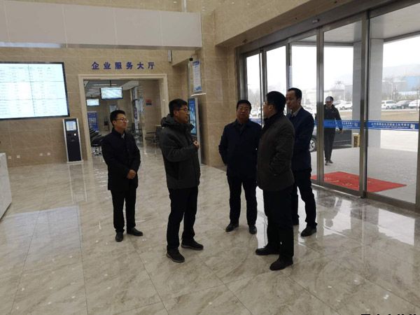 國開(kāi)行甘肅省分行相關(guān)業(yè)務(wù)處室領(lǐng)導一行調研泓源公司項目建設(圖3)