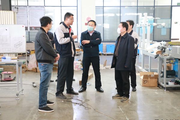 市紀委監委第三派駐組督導調研泓源公司黨風(fēng)廉政建設及復工復產(chǎn)情況(圖2)