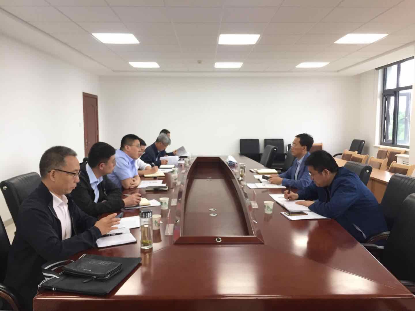 國家開(kāi)發(fā)銀行甘肅分行客戶(hù)四處處長(cháng)樊凱一行調研泓源公司(圖2)