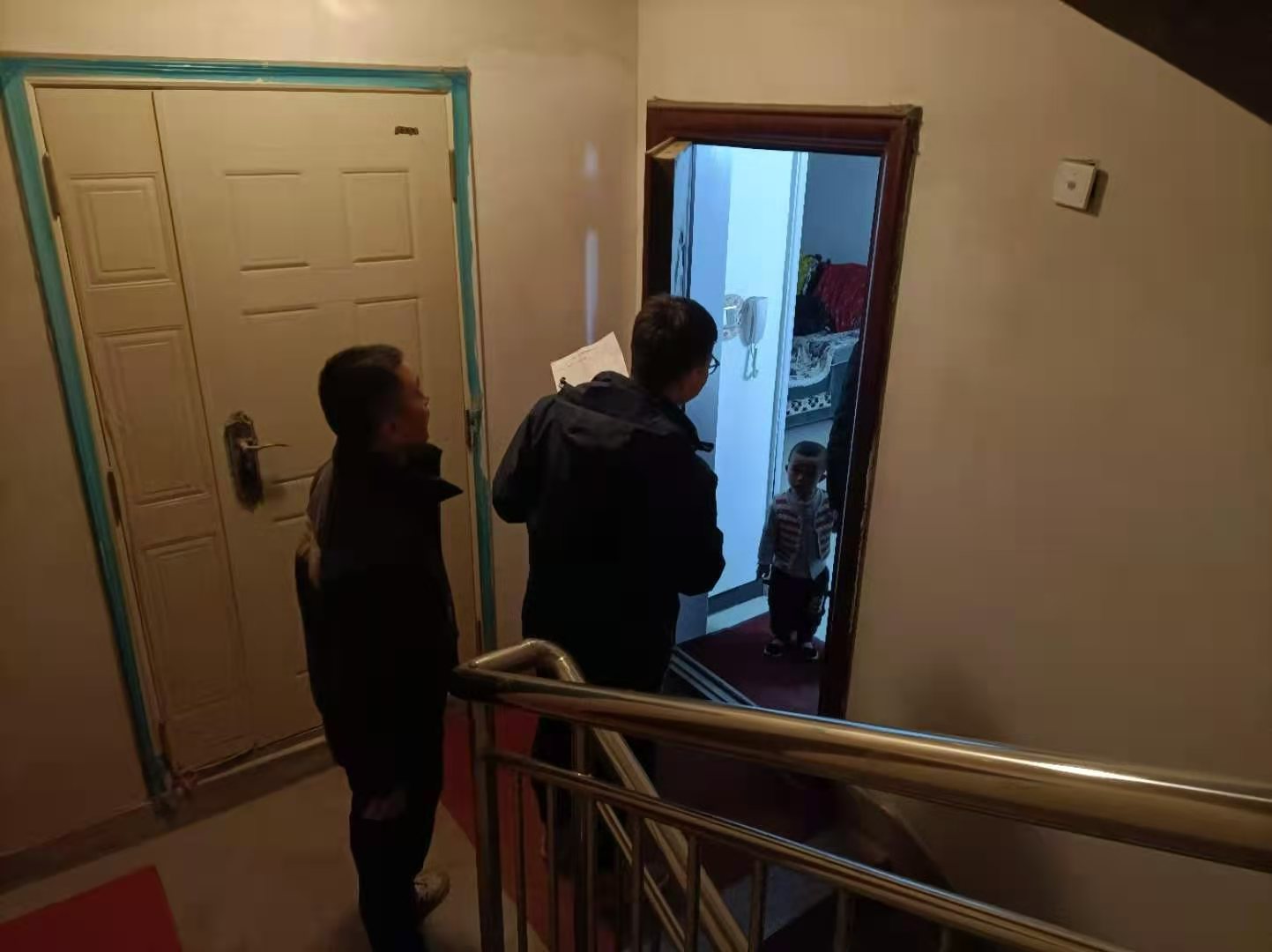 泓源能源供應公司扎實(shí)開(kāi)展“大回訪(fǎng)”活動(dòng)全力保障熱用戶(hù)溫暖過(guò)冬(圖2)