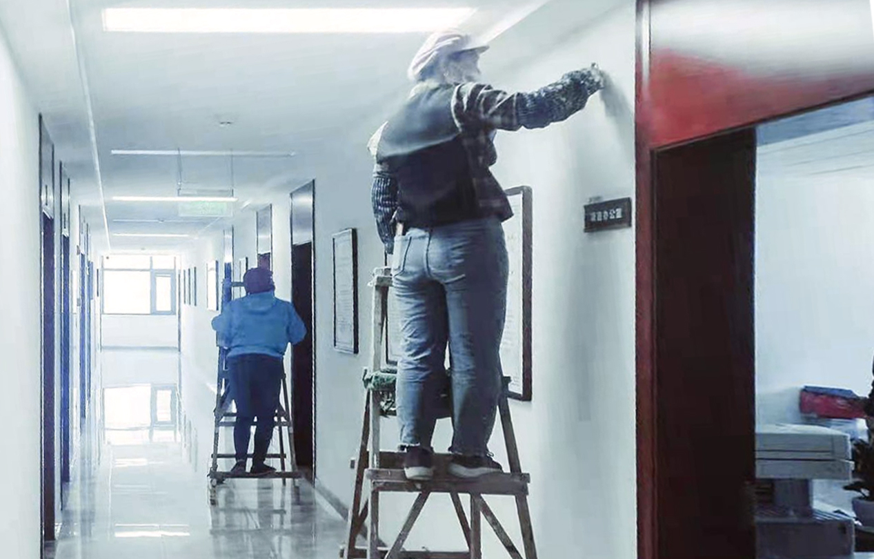 泓潤物業(yè)公司開(kāi)展設施維護工作(圖2)