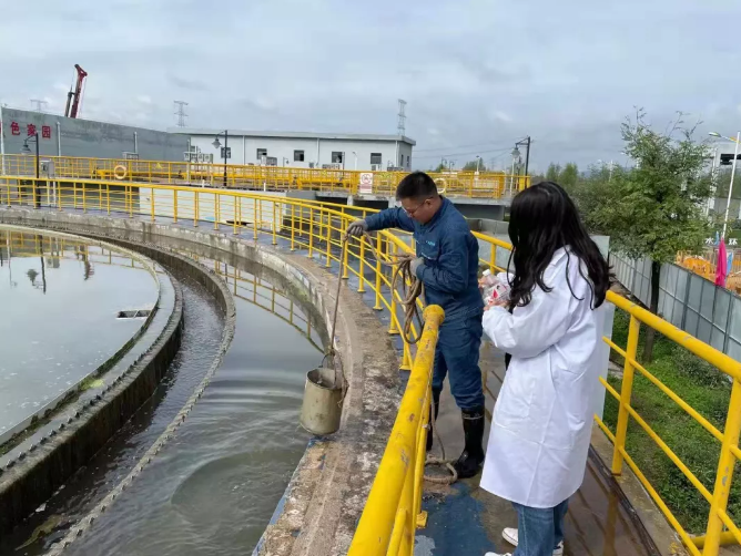 “國慶假日我在崗”——用堅守書(shū)寫(xiě)泓源精神(圖5)