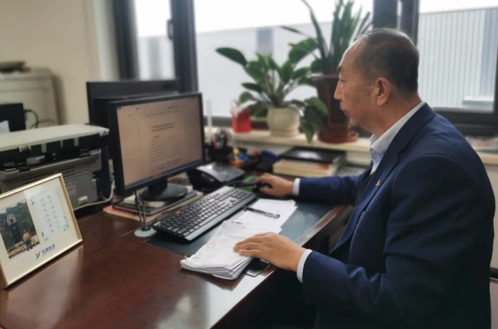 泓源公司召開(kāi)2021年度“泓源榜樣”表彰會(huì )議(圖7)