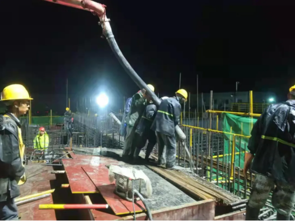 腳踏實(shí)地抓項目 擔當奉獻保民生 ——市產(chǎn)投集團“學(xué)黨史、辦實(shí)事、保民生” 穩步推進(jìn)重大項目建設(圖2)