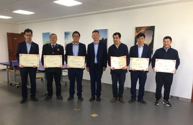 市產(chǎn)投集團團委舉辦“慶五一、迎五四”球類(lèi)聯(lián)誼比賽(圖4)