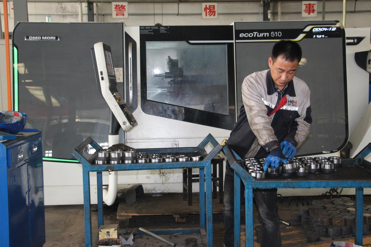 泓盛達公司1-4月份生產(chǎn)經(jīng)營(yíng)實(shí)現“開(kāi)門(mén)紅”(圖2)