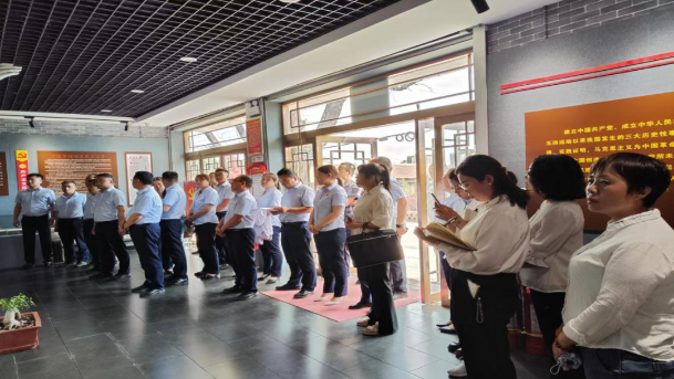 同心慶七一 喜迎二十大——市產(chǎn)投集團開(kāi)展紅色教育主題黨日活動(dòng)(圖2)