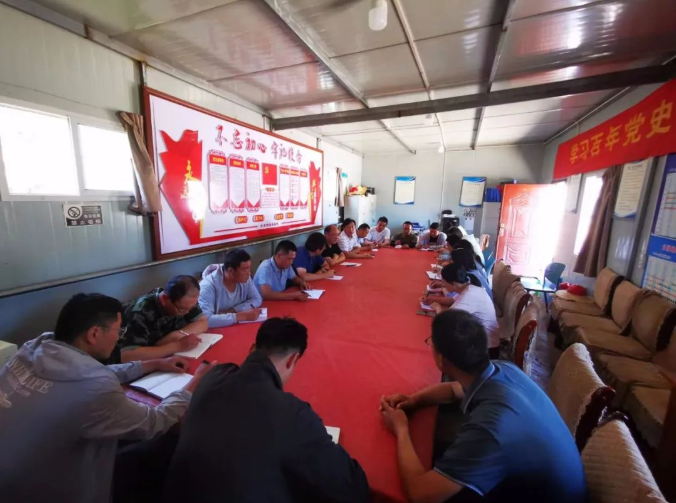 市產(chǎn)投集團百名員工下一線(xiàn)真磨礪練本領(lǐng)(圖7)